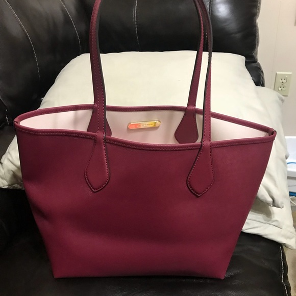 Sold - Picture 3 of 7